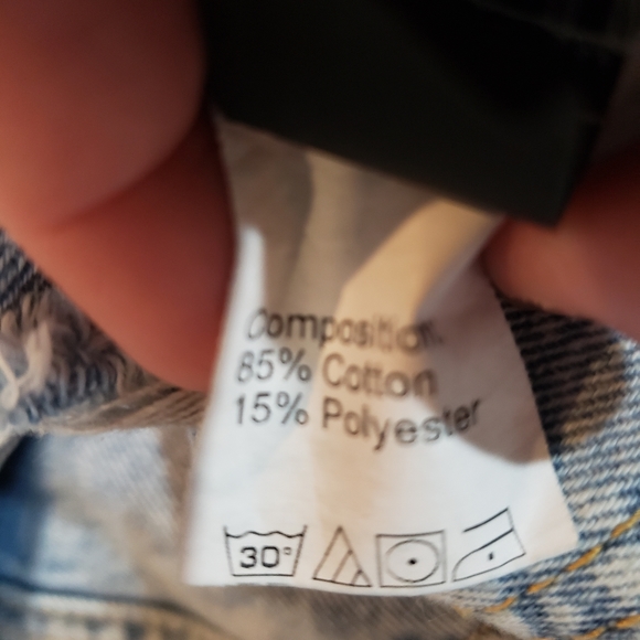 NWOT SHEIN Denim Jacket, distressing throughout,  crop jacket Small NEW - Picture 6 of 9